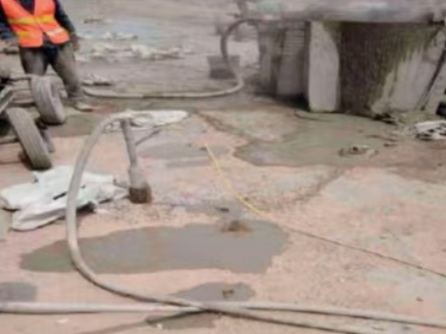 江干水泥混凝土路面板底注浆技术 路面脱空注浆整治方案