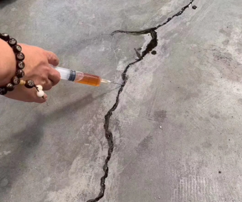 江干混凝土裂缝修补技术详解​